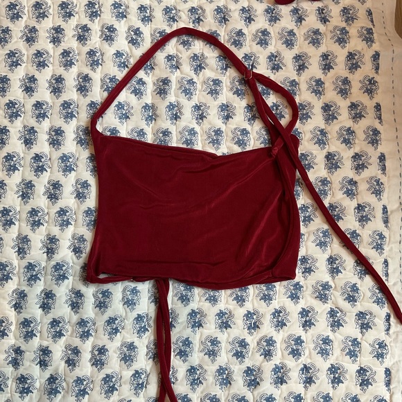 Skirt, halter top, and shrug set brand new - Picture 4 of 6